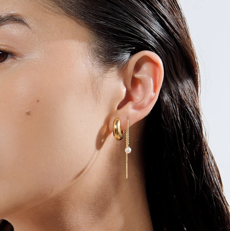 Linda Tahija Bold Huggie Earrings Gold