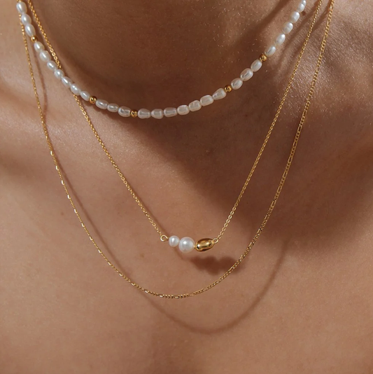 Linda Tahija Brook Pearl Necklace Gold