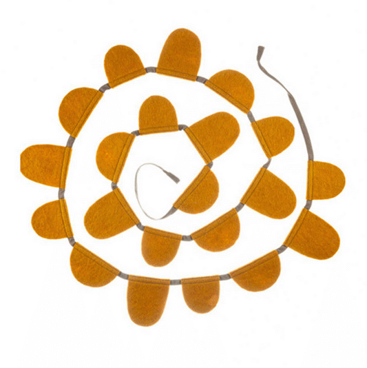 Muskhane Round flag garland - felt & cotton 200cm - Gold