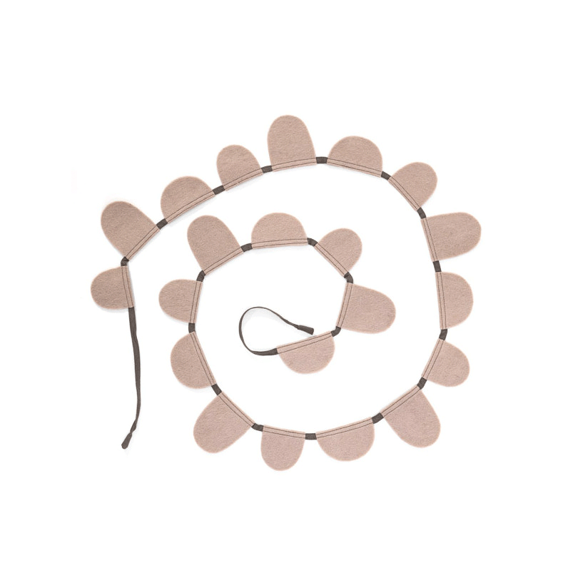 Muskhane Round Flag Garland