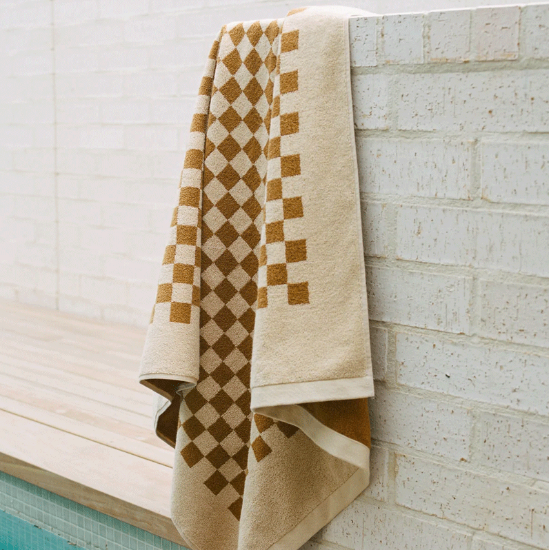 Baina Roman Organic Cotton Pool Towel Cedar/Sand