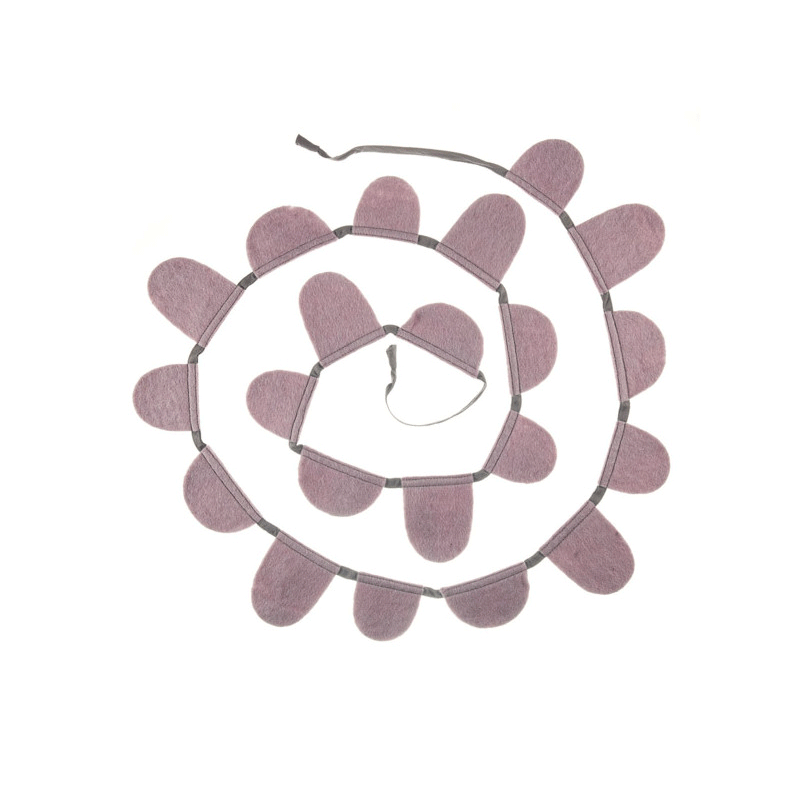 Muskhane Round Flag Garland